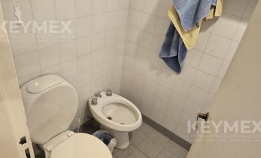 Departamento con terraza propia y cochera en San Isidro