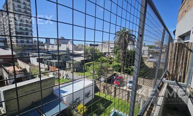 Departamento con terraza propia y cochera en San Isidro