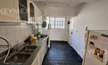 Departamento con terraza propia y cochera en San Isidro