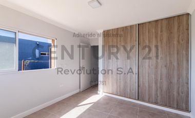 EN VENTA Casa 2 Dormitorios - Las Casuarinas - Ibarlucea