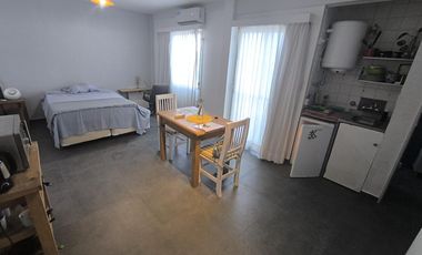 Departamento monoambiente semi equipado en  alquiler temporal