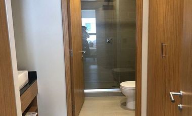 VENTA / RENTA PENTHOUSE TORRE VIENA