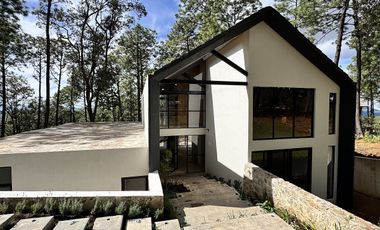 CASA EN VENTA BOSQUE DE LA CAÑADA TAPALPA JALISCO