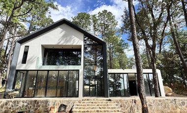 CASA EN VENTA BOSQUE DE LA CAÑADA TAPALPA JALISCO