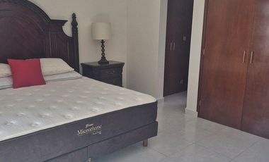 Renta casa amueblada Milenio dentro de Condominio