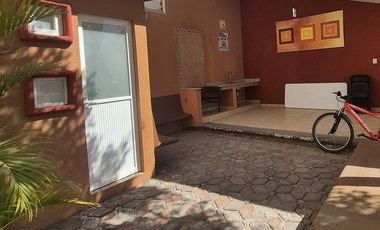 Renta casa amueblada Milenio dentro de Condominio