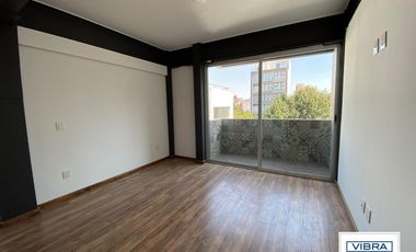 Departamento con terraza a un paso de Reforma.