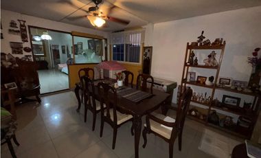 VILLA LUCRE / 330M / 3 HABITACION / 2 BAÑOS / TERRAZA / 1 PARKING