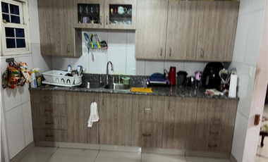 VILLA LUCRE / 330M / 3 HABITACION / 2 BAÑOS / TERRAZA / 1 PARKING