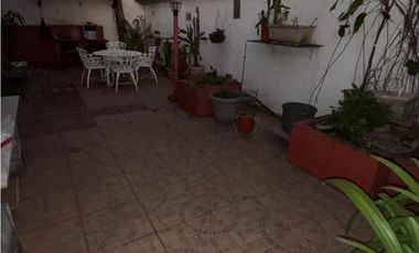 VILLA LUCRE / 330M / 3 HABITACION / 2 BAÑOS / TERRAZA / 1 PARKING