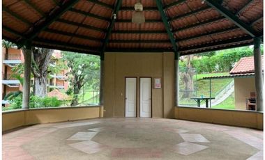 Apartamento en Albrook 135m2 3 Recámaras Línea Blanca Alquiler $1,400