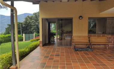 Hermosa finca en venta en Girardota, excelente ubicacion