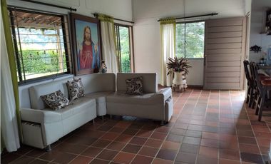 Hermosa finca en venta en Girardota, excelente ubicacion