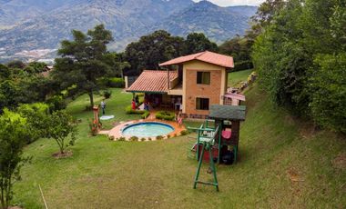 Hermosa finca en venta en Girardota, excelente ubicacion