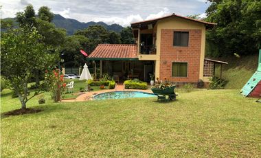 Hermosa finca en venta en Girardota, excelente ubicacion