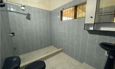 SE ARRIENDA CASA PARA USO COMERCIAL EN RIASCOS, SANTA MARTA