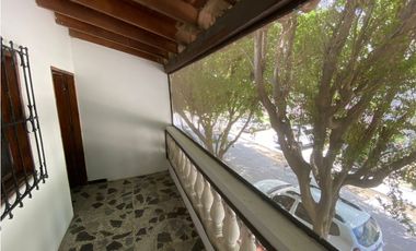 SE ARRIENDA CASA PARA USO COMERCIAL EN RIASCOS, SANTA MARTA