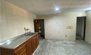 SE ARRIENDA CASA PARA USO COMERCIAL EN RIASCOS, SANTA MARTA