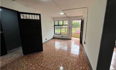 Se Arrienda Casa-Local En Itagui-Parque El Artista