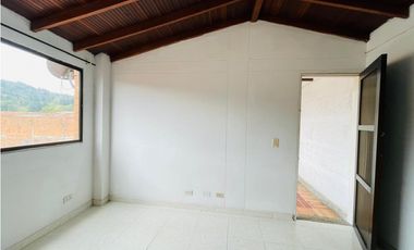 SE RENTA APARTAESTUDIO EN GUARNE SECTOR PARQUE PRINCIPAL
