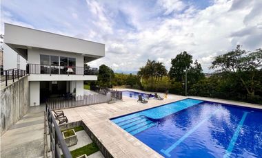 VENTA APARTAMENTO SIN ASCENSOR 3 PISO AV 30 AGOSTO PEREIRA