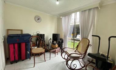 VENTA APARTAMENTO SIN ASCENSOR 3 PISO AV 30 AGOSTO PEREIRA