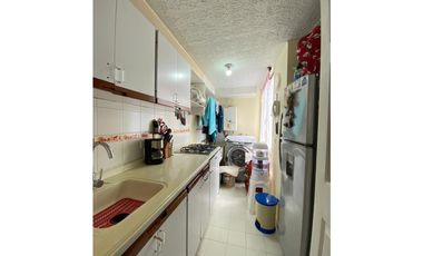 VENTA APARTAMENTO SIN ASCENSOR 3 PISO AV 30 AGOSTO PEREIRA