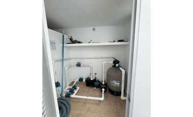 VENTA CASA UN PISO FLOR AMARILLO PALMA REAL. VILLAVICENCIO-RESTREPO