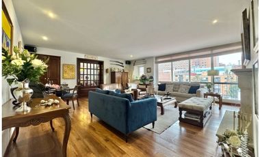 Emaus Espectacular Apartamento Clásico con Balcón