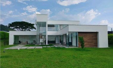VENDO CASA DE LUJO EN COMBIA, PEREIRA, RISARALDA LG