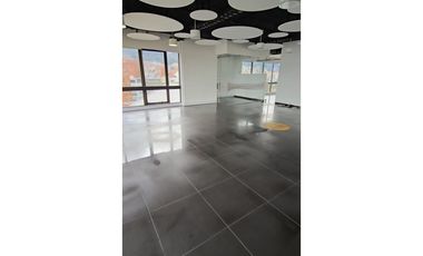 ARRIENDO OFICINA EDIFICIO SKANDIA BOGOTA