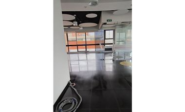 ARRIENDO OFICINA EDIFICIO SKANDIA BOGOTA