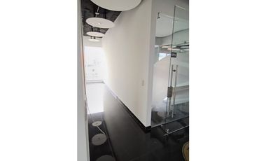 ARRIENDO OFICINA EDIFICIO SKANDIA BOGOTA