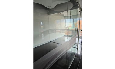ARRIENDO OFICINA EDIFICIO SKANDIA BOGOTA