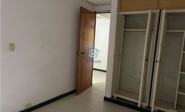 Casa en venta 2 pisos independientes en Birmania-Cuba