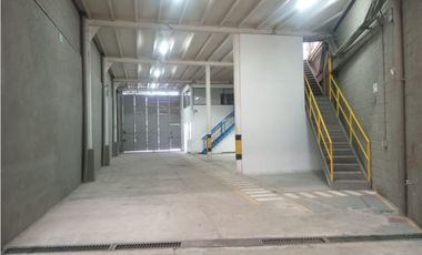 Bodega en Arriendo en Medellín, sector Belén Zona Industrial
