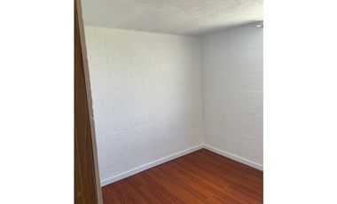 ARRIENDO APARTAMENTO EN EL HUERTO II TO 1 AP 402