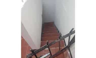 SE VENDE CASA EN LA ESNEDA EN EL CENTRO