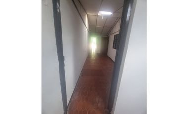 SE VENDE CASA EN LA ESNEDA EN EL CENTRO