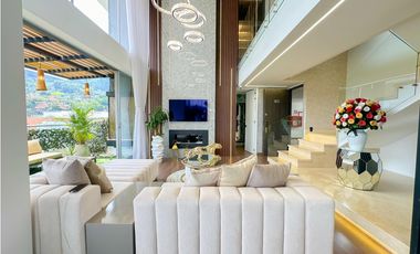 Apartamento en Arriendo Amoblado en Envigado