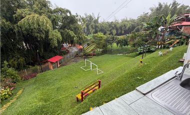 🌿 FINCA EN ALTAGRACIA – PISCINA, CANCHA Y AMPLIA CAPACIDAD