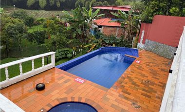 🌿 FINCA EN ALTAGRACIA – PISCINA, CANCHA Y AMPLIA CAPACIDAD