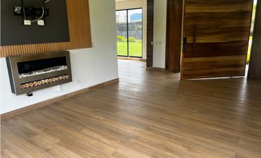 Chía, DOMOTIZADA, BOSQUES DE CHIA, 3.200 M2 lote, 325 M2 construidos