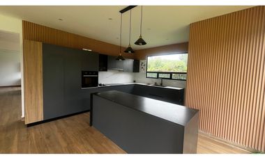 Chía, DOMOTIZADA, BOSQUES DE CHIA, 3.200 M2 lote, 325 M2 construidos