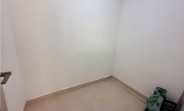 SE VENDE APARTAMENTO EN CASTILLOGRANDE - CASA BLANCA