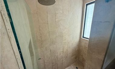 SE VENDE APARTAMENTO EN CASTILLOGRANDE - CASA BLANCA