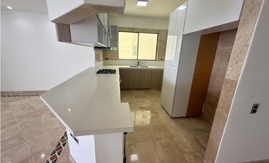 SE VENDE APARTAMENTO EN CASTILLOGRANDE - CASA BLANCA