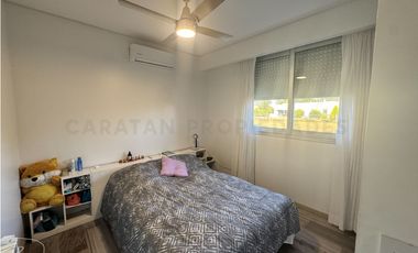 Venta - Casa en Puerto Roldan