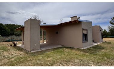 Cabañas en Venta – 2 Dormitorios – Villa 25 de Mayo, San Rafael