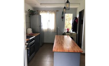 EN VENTA CASA EN LAS GOLONDRINAS